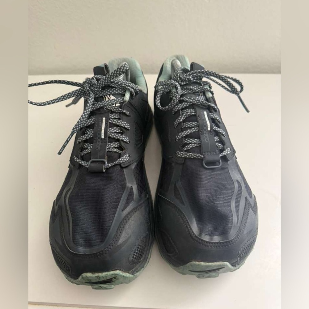 Altra lone peak 4.5 size 11 women Black Athletic Shoes